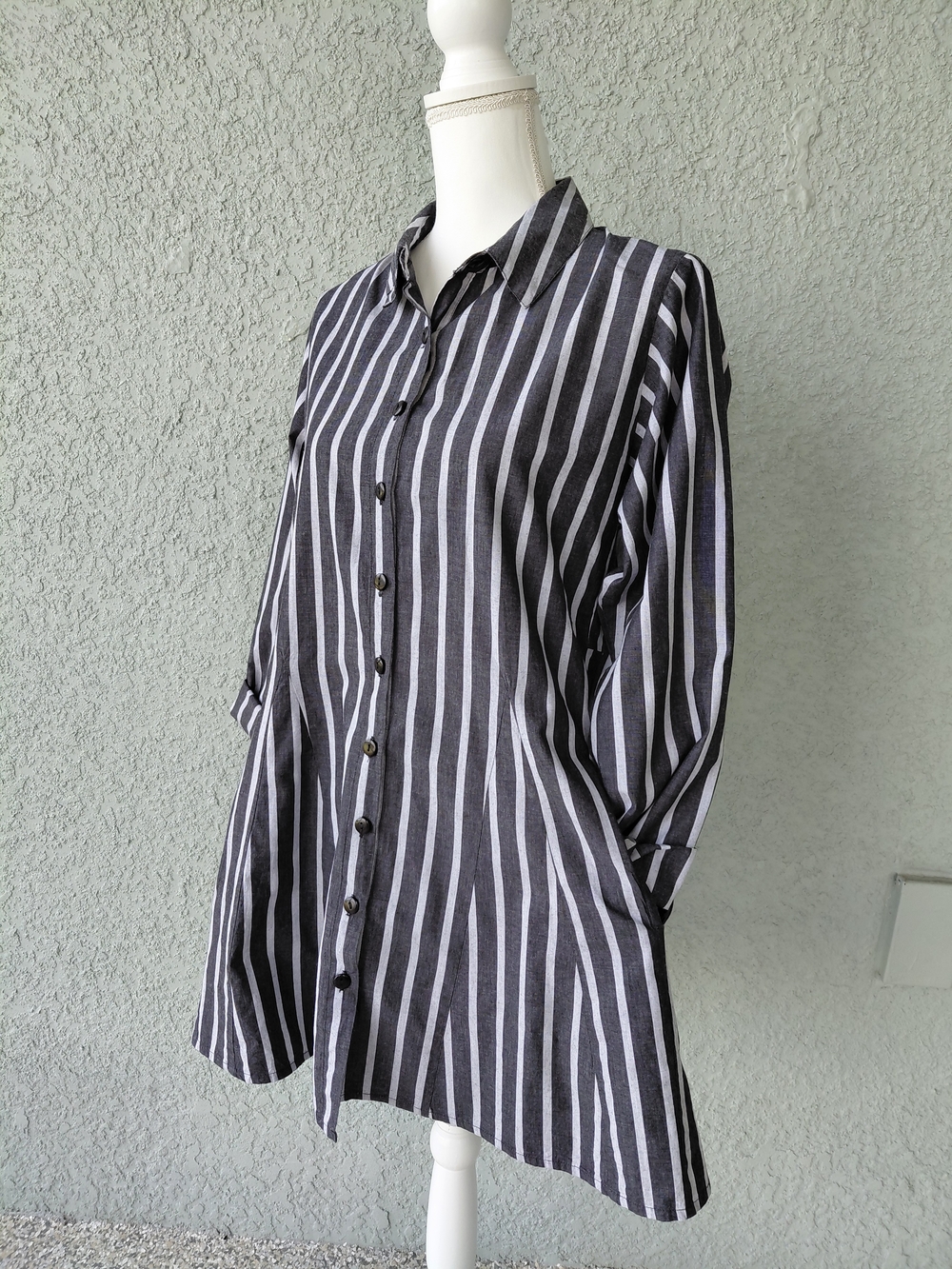 Tulip Black White Striped Button Front Tunic Shirt Size M Cotton - Picture 2 of 11